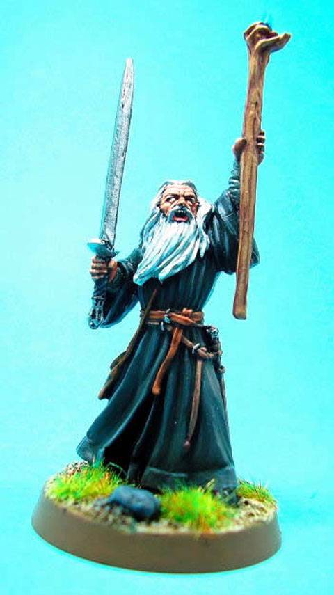 Magnífica escultura de Gandal el Gris a escala 30 mm.