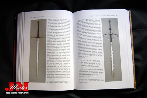 "Swords and Swordsmen" (Espadas y Espadachines)